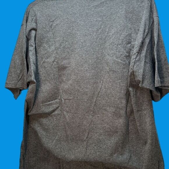 Jerzees XL Graphic T-Shirt With Dog & Barn Scene - Picture 3 of 4